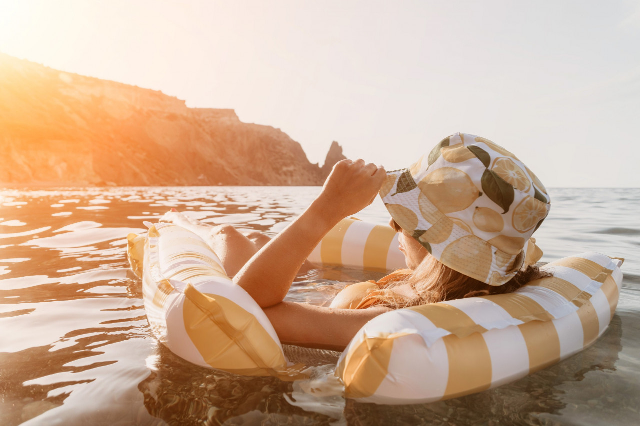 Get Ready for Summer: Manufacture Seasonal Supplements with Makers Nutrition