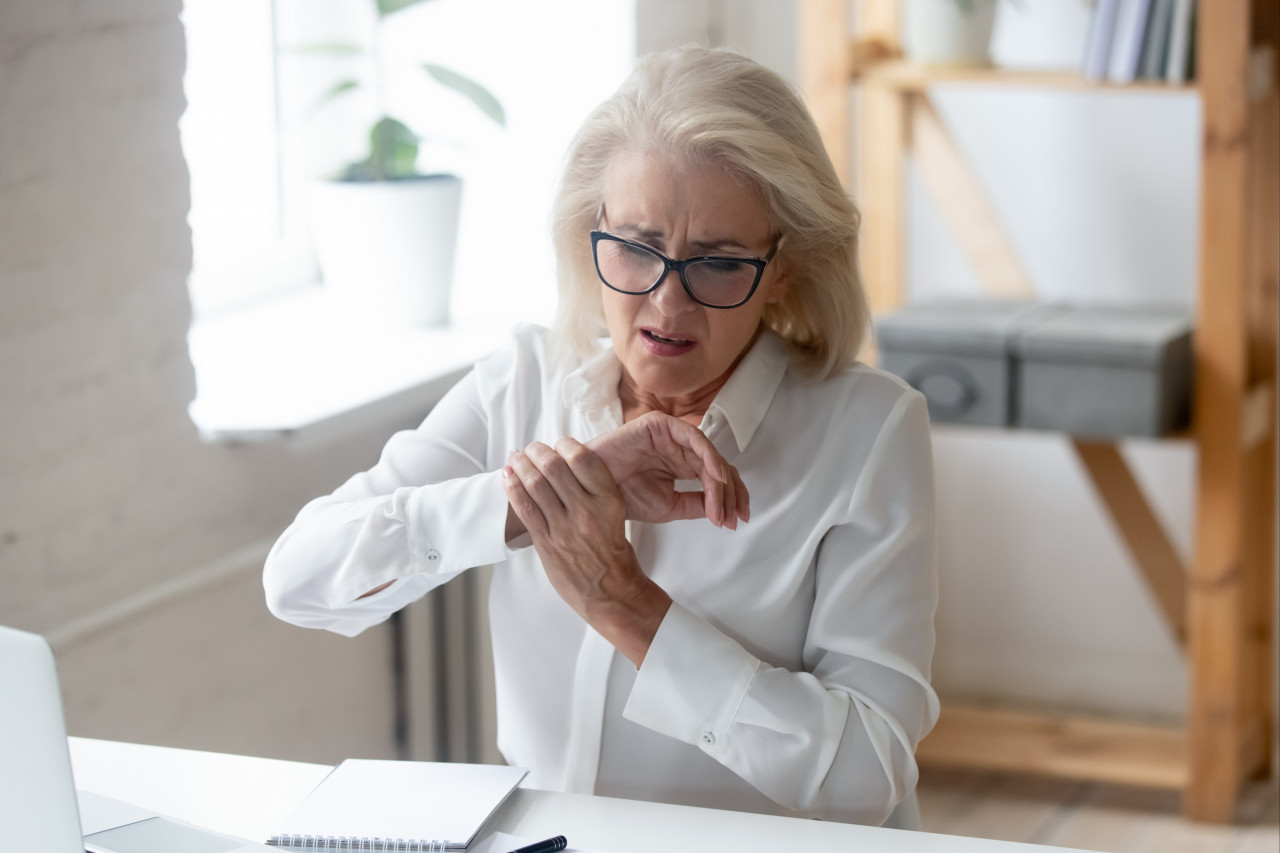 Which Vitamins to Manufacture for Healthy Bones and Joints