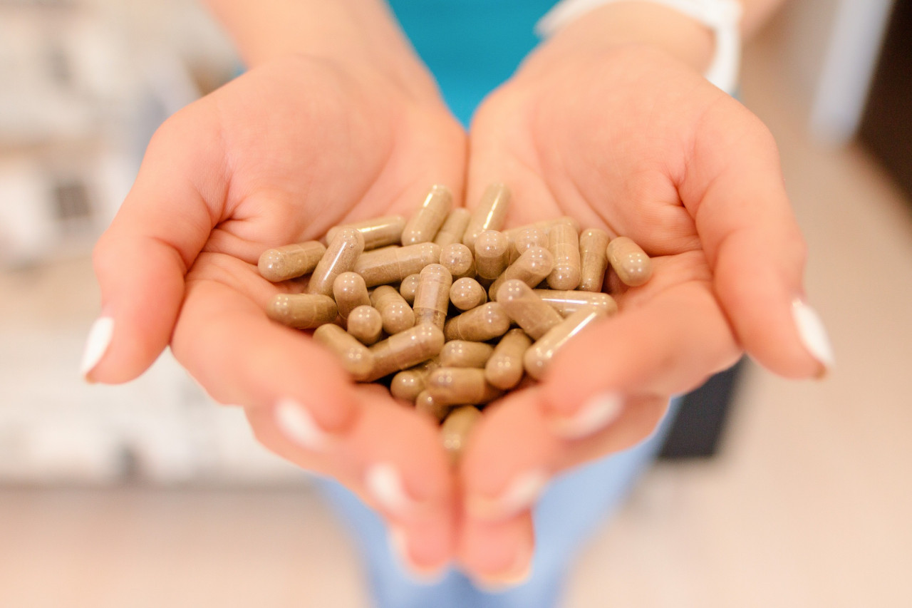 Why Choosing a Full-Service Vitamin Manufacturer Sets Your Brand Up for Success