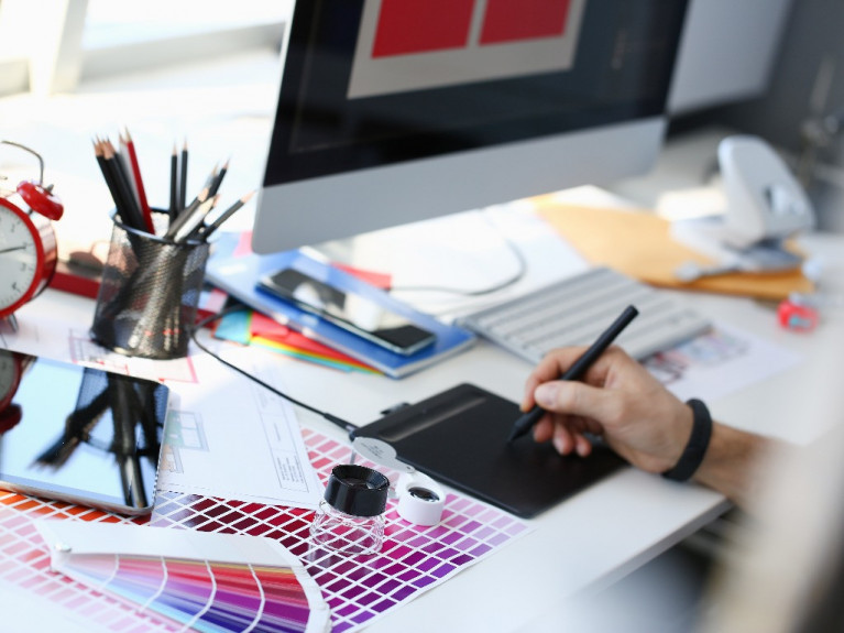 Graphic Design Elderberry Supplements